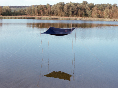 Katharina-Raehmi_Baldachin_Installation_1983_Chatzensee_11